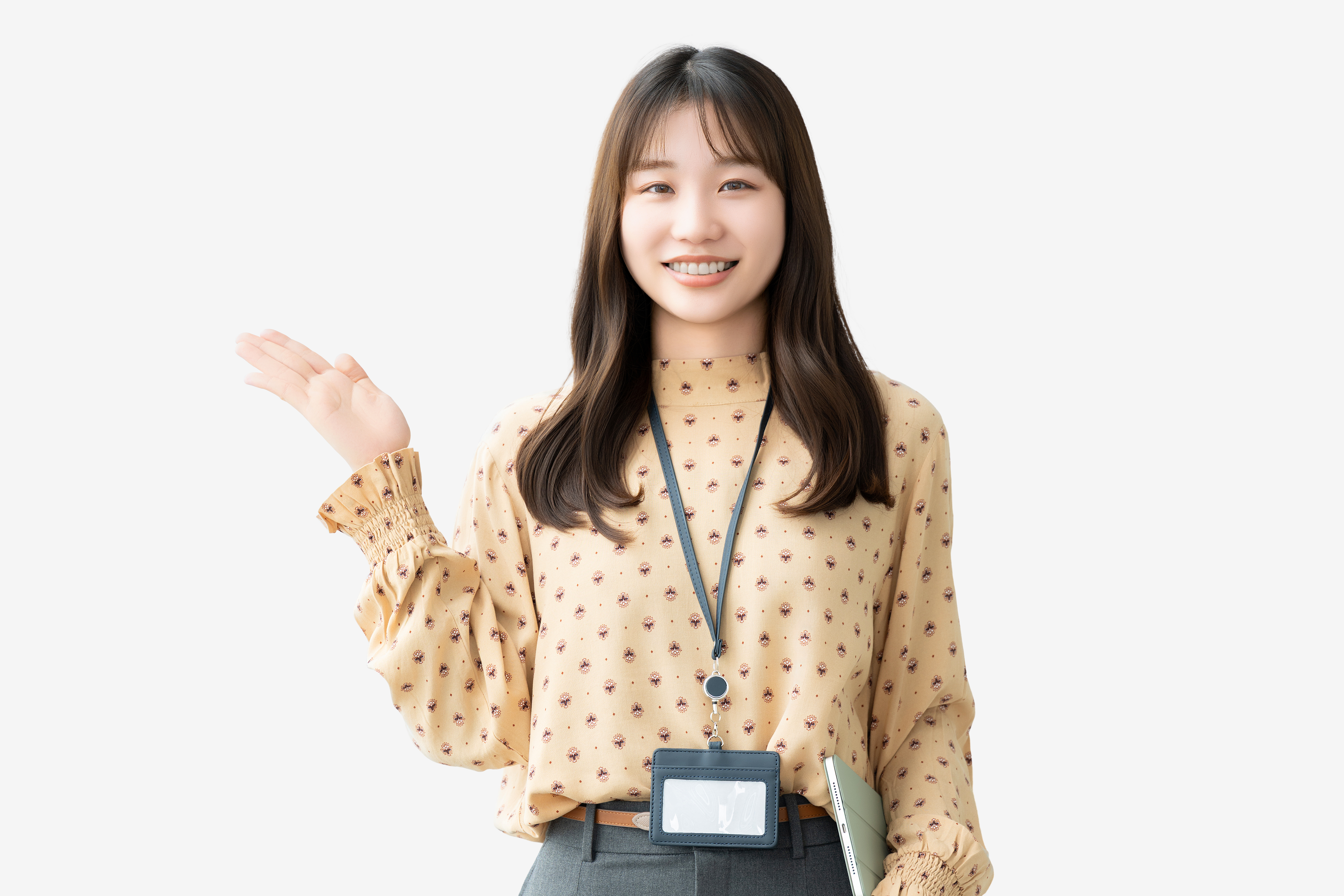 提案している女性